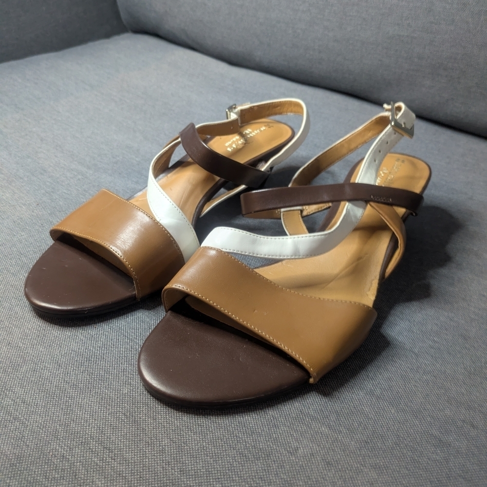 Naturalizer Bradley Brown and White Strappy Sandals BNWOT - Picture 2 of 9